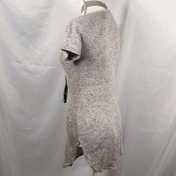 Pinc Gray Knit Dress with Faux Leather & Gold Necklace. - Picture 4 of 8